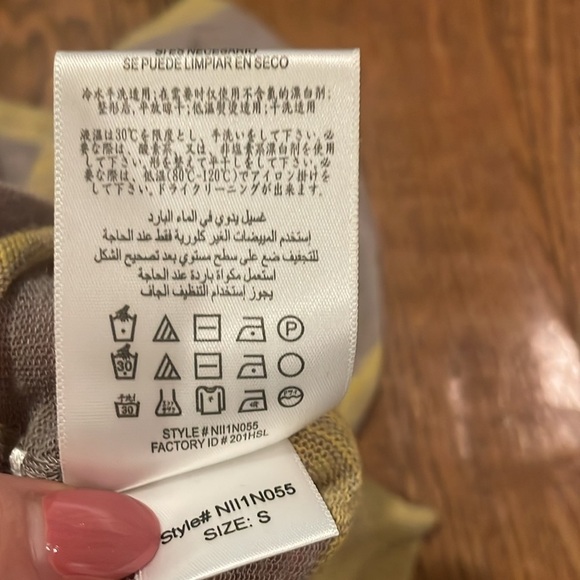 BCBG Max Azria Camille Dolman Sleeve Yellow/Gray Runway Collection Top small - Picture 8 of 8